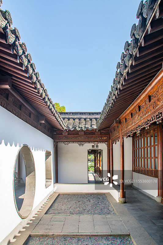 杭州 郭庄 汾阳别墅 清代私家园林 古建筑 文物古迹 西湖 杭州西湖 中式庭院 走廊 江南园林建筑图片素材