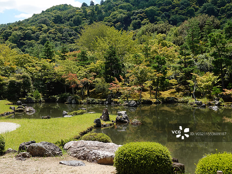 日本京都岚山天龙寺庭院图片素材