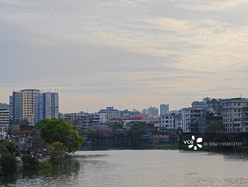 惠州桥东桥西两岸旧城区风光图片素材