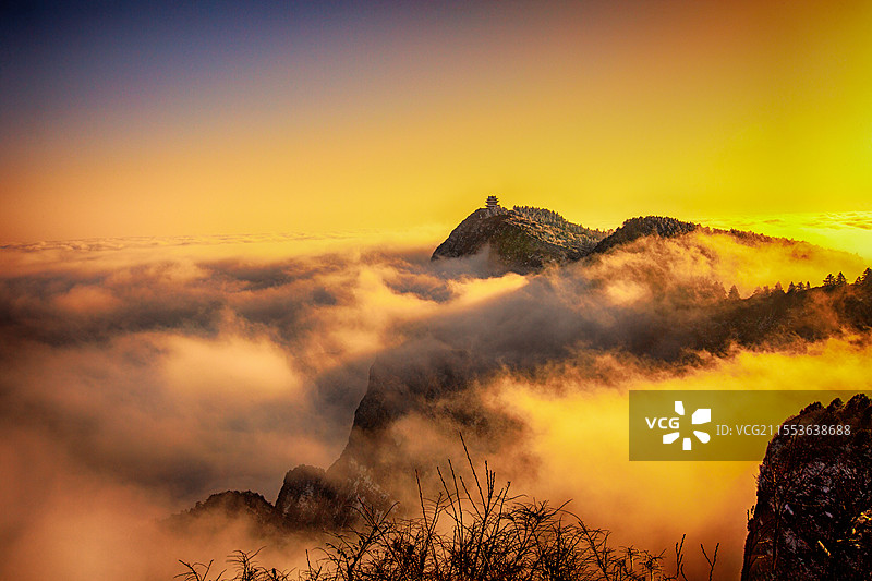 峨眉风云图片素材