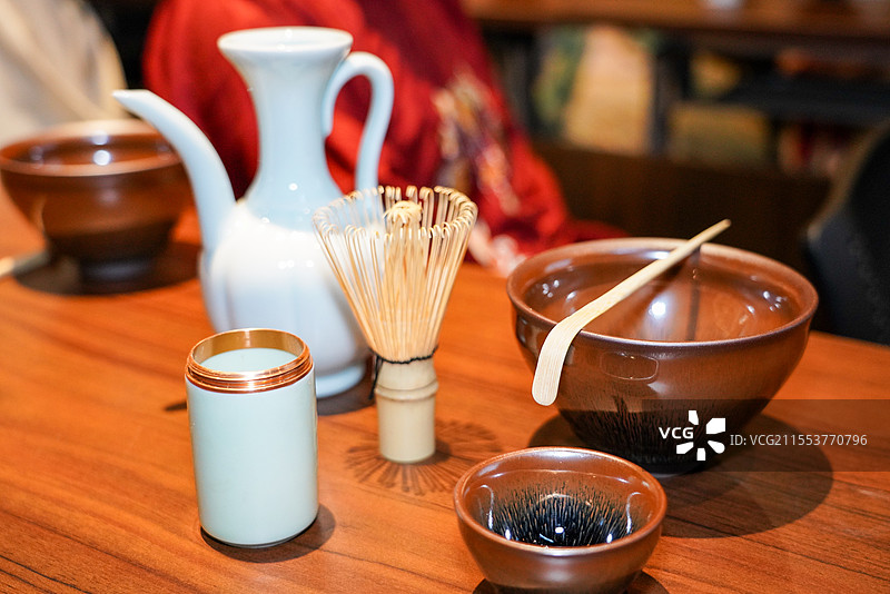 桌上宋式点茶器具图片素材