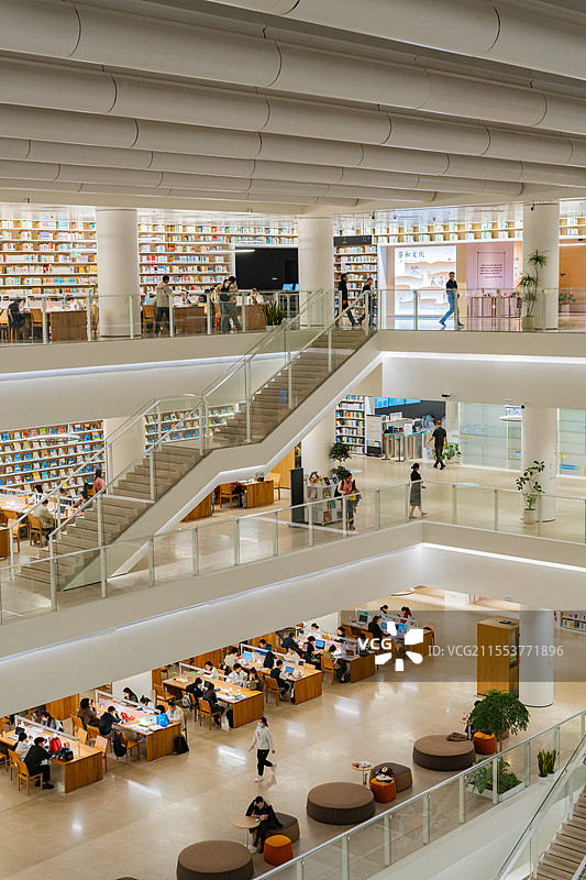 深圳龙华区红山深圳图书馆室内场景图片素材