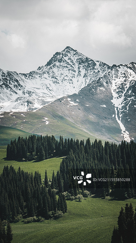 雪山欧美风景图片素材