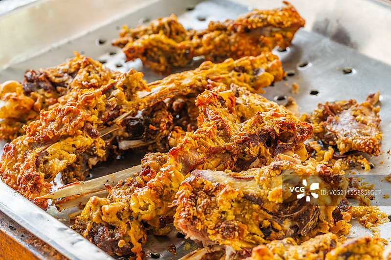 新疆吐鲁番 馕坑肉 架子肉 烤羊肉 旅游 美食图片素材