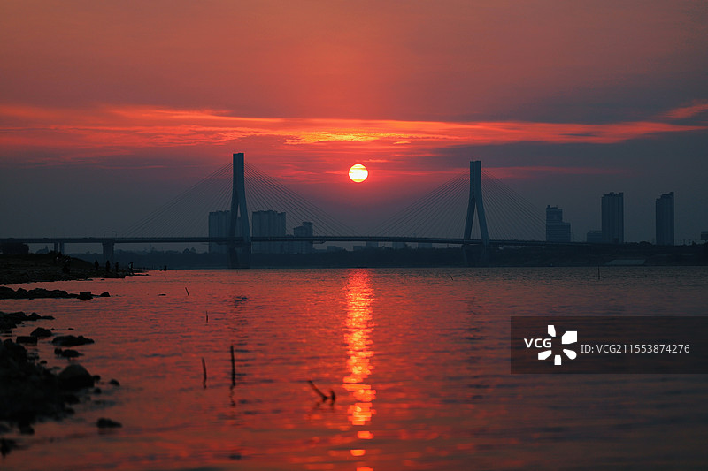 湖南常德桃花源大桥落日美景图片素材