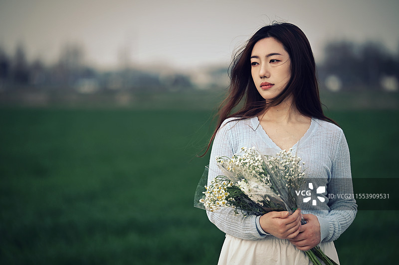 总有情绪泛滥的时候图片素材