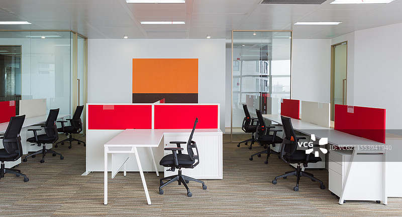 现代办公室会议室，现代办公空间室内空间设计图片素材