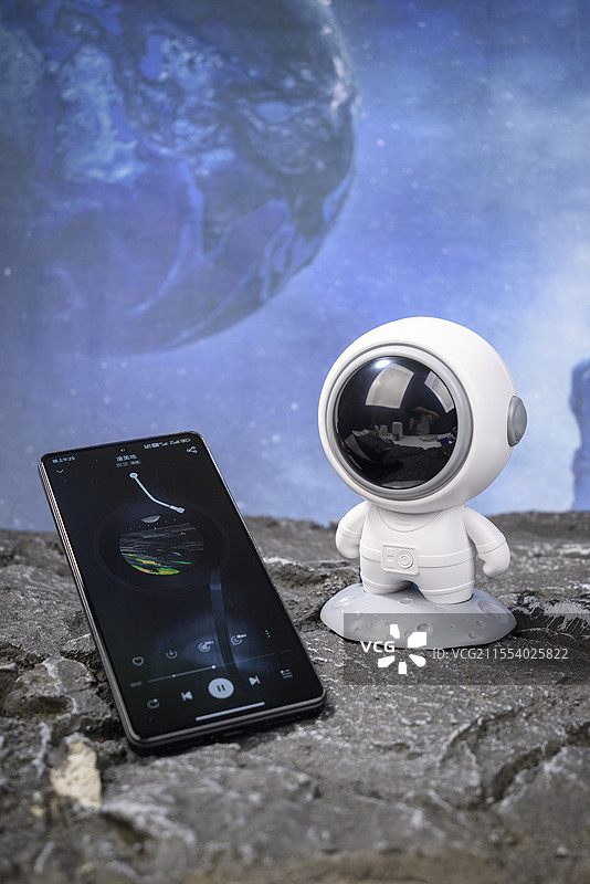宇航员蓝牙音箱图片素材