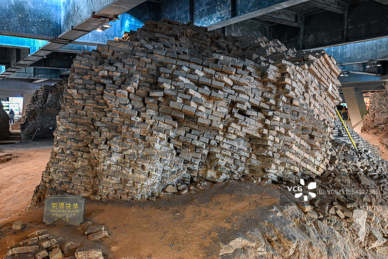 浙江省杭州市西湖风景区雷峰塔遗址景区图片素材