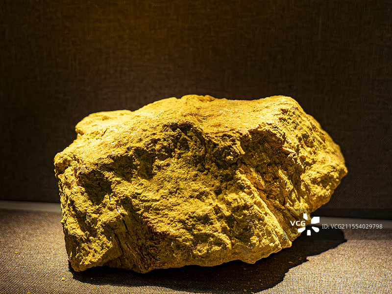 雌黄 天然矿石图片素材