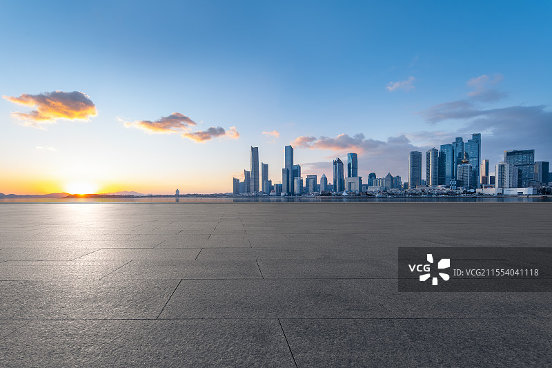 青岛城市天际线汽车广告背景图图片素材