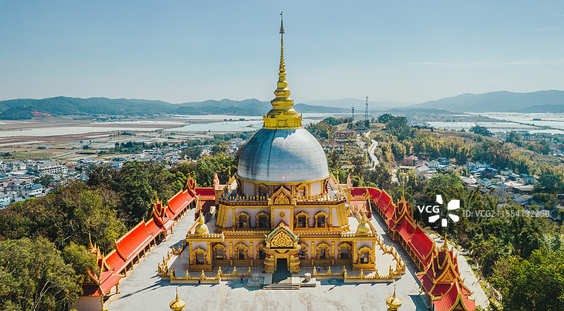云南西双版纳勐海县曼磊佛塔图片素材