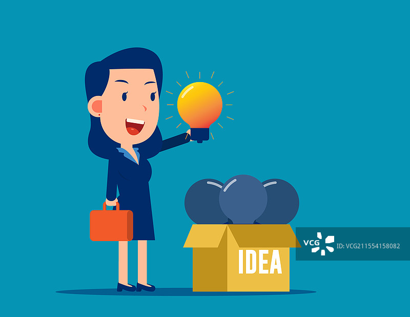 一个人手握灯泡，寻找灵感图片素材