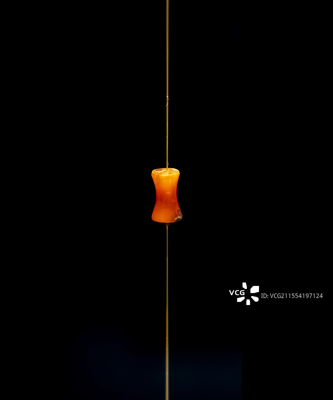 红玉髓耳珰 东汉 今贵港市火车站34号墓 广西壮族自治区博物馆图片素材