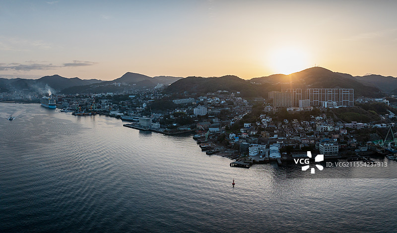 日本长崎港口海湾城市建筑天际线风光图片素材