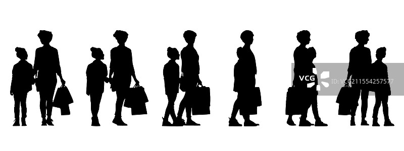 母亲与女儿的黑色剪影图片素材