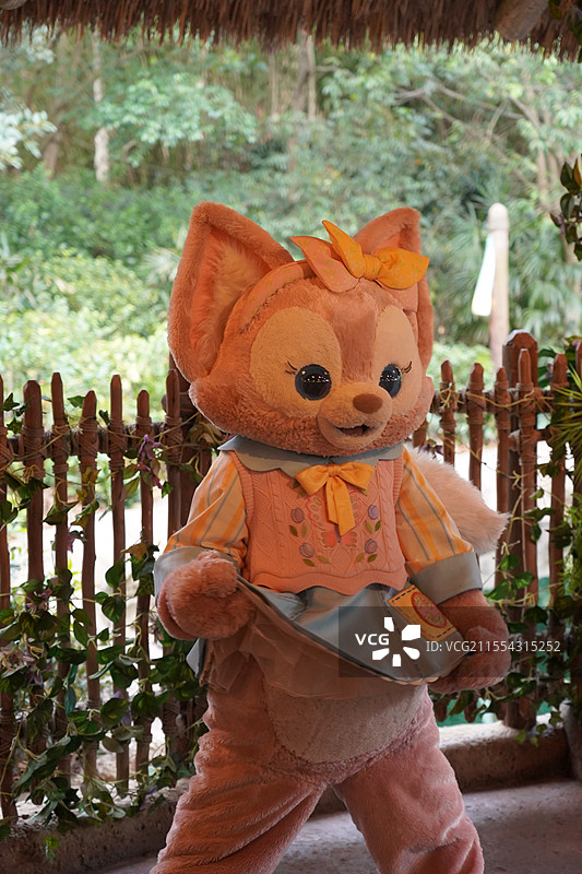 上海迪士尼的春日图片素材