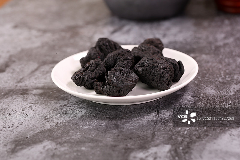 中医传统健康滋补中药材熟地图片素材