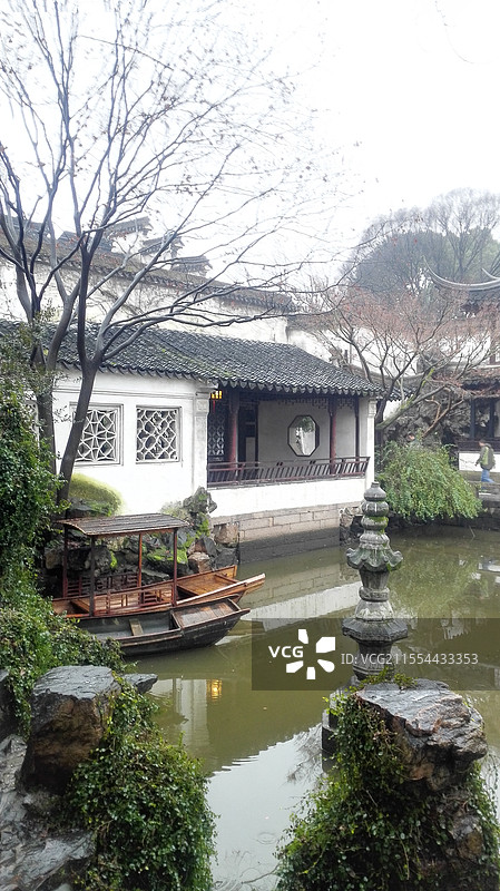 雨中的留园图片素材