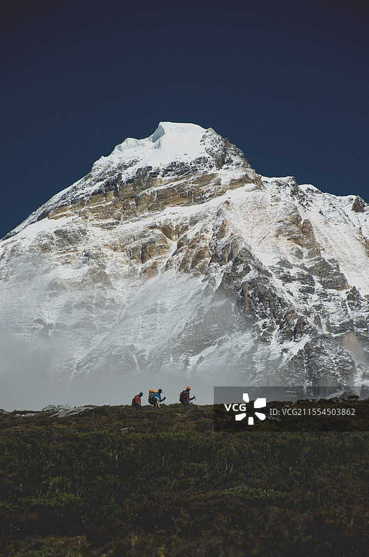 川西甘孜州稻城亚丁雪山森林风光图片素材