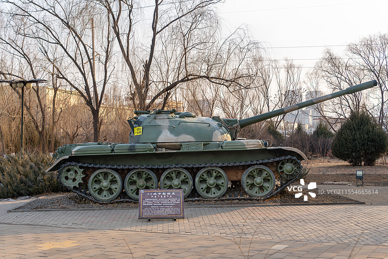 内蒙古包头北方兵器城内展示的中国国产59式中型坦克图片素材