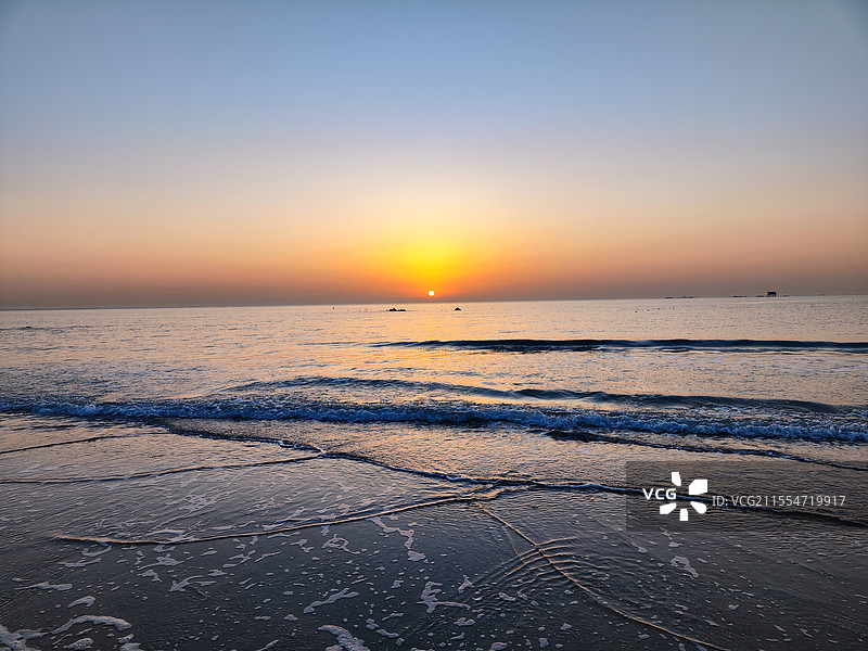 日照市万平口太公岛阳光海岸梦幻海滩看日出图片素材