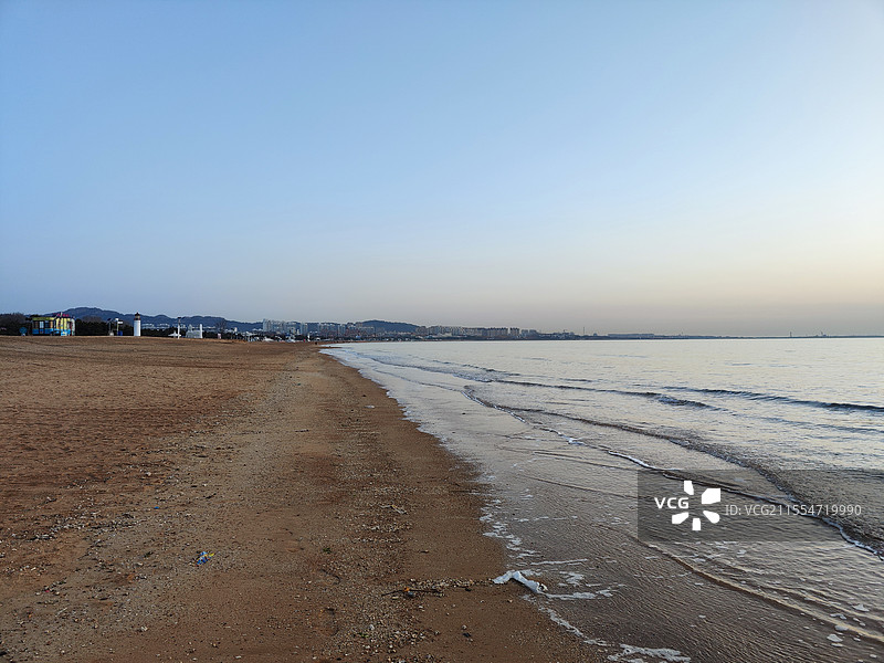 日照市万平口太公岛阳光海岸梦幻海滩看日出图片素材
