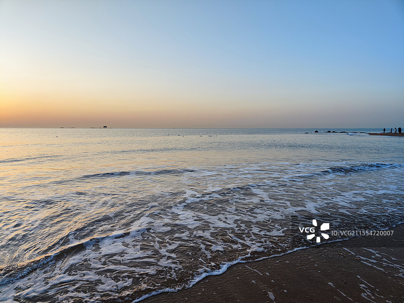 日照市万平口太公岛阳光海岸梦幻海滩看日出图片素材
