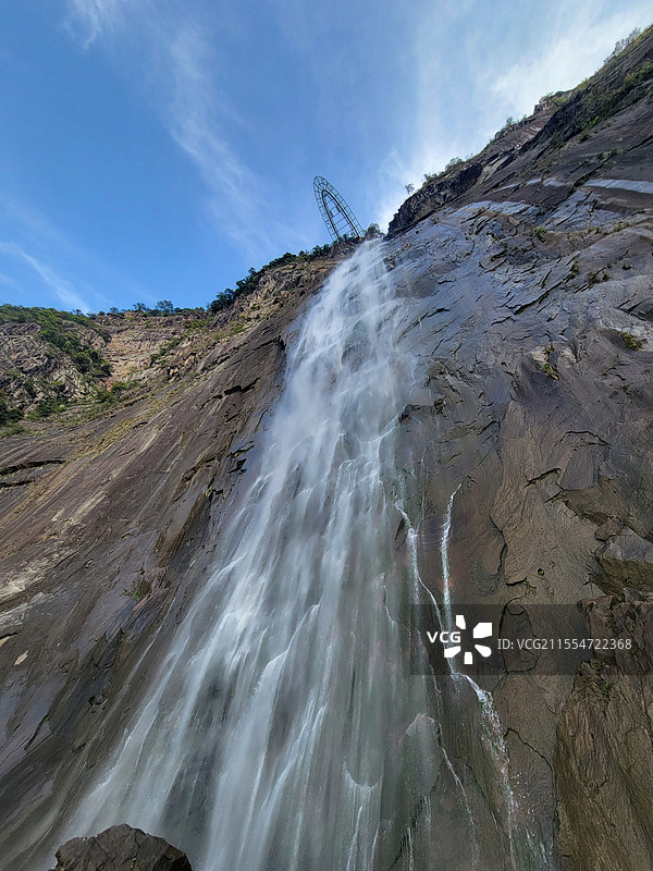 仰拍德化石牛山岱仙瀑布图片素材