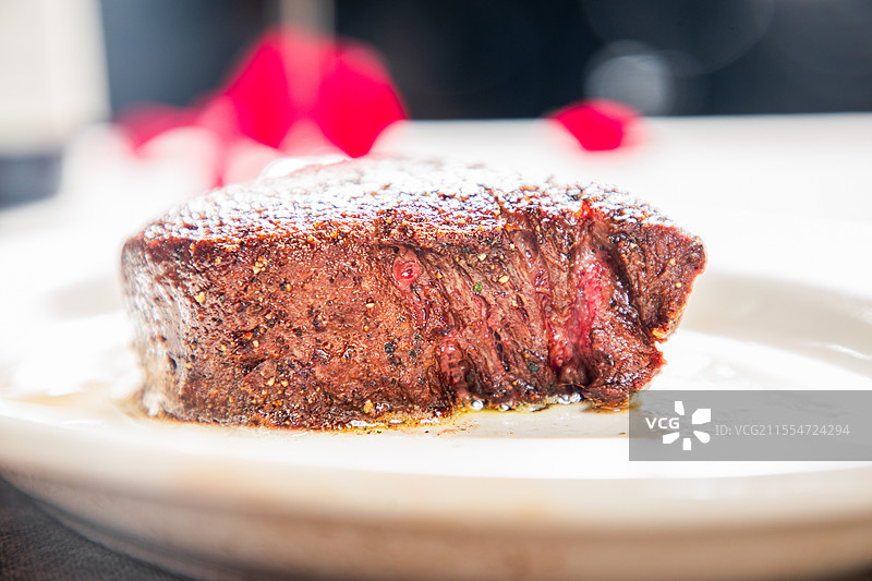 战斧牛排长骨战斧牛排澳洲牛菲力菲力牛排牛肉西餐惠林顿牛排盛宴约会纪念日图片素材