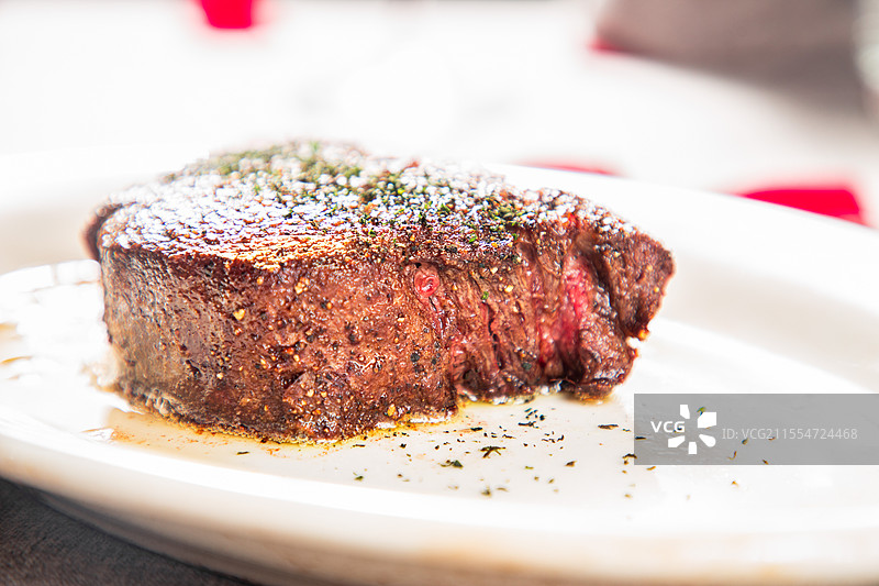战斧牛排长骨战斧牛排澳洲牛菲力菲力牛排牛肉西餐惠林顿牛排盛宴约会纪念日图片素材