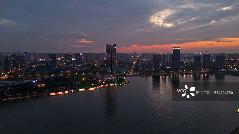 西安浐灞艾美酒店 晚霞 夜景 航拍图片素材