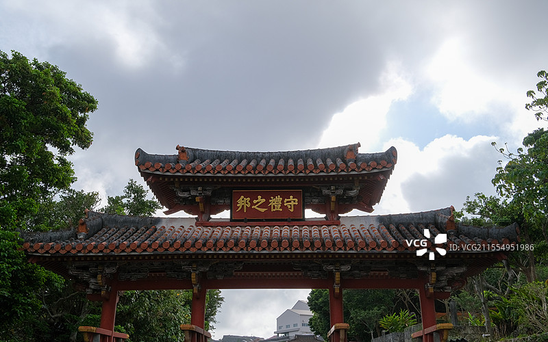日本冲绳县首里城，守礼门图片素材