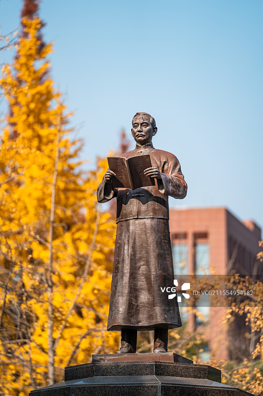 西南交通大学 校园环境孙中山天下为公 四川成都高校高等教育铁路院校图片素材