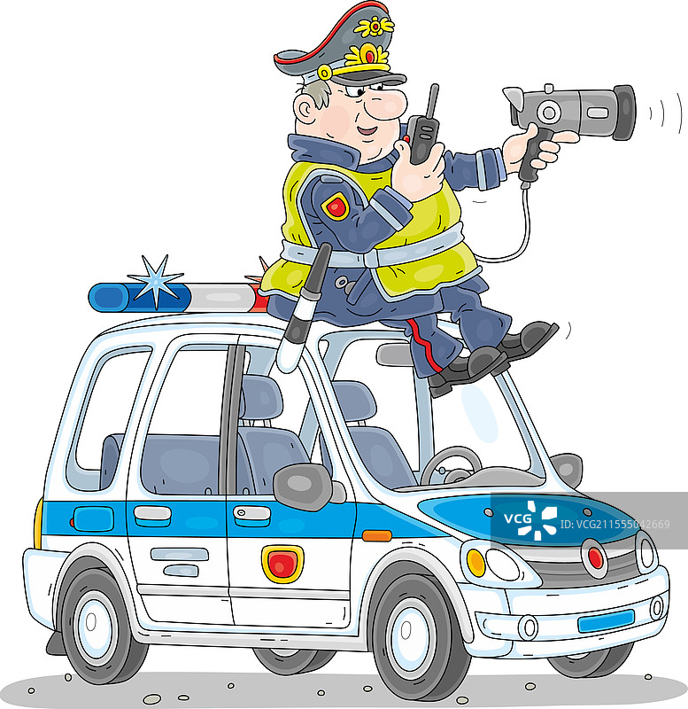 交通警察在警车上设立测速点图片素材