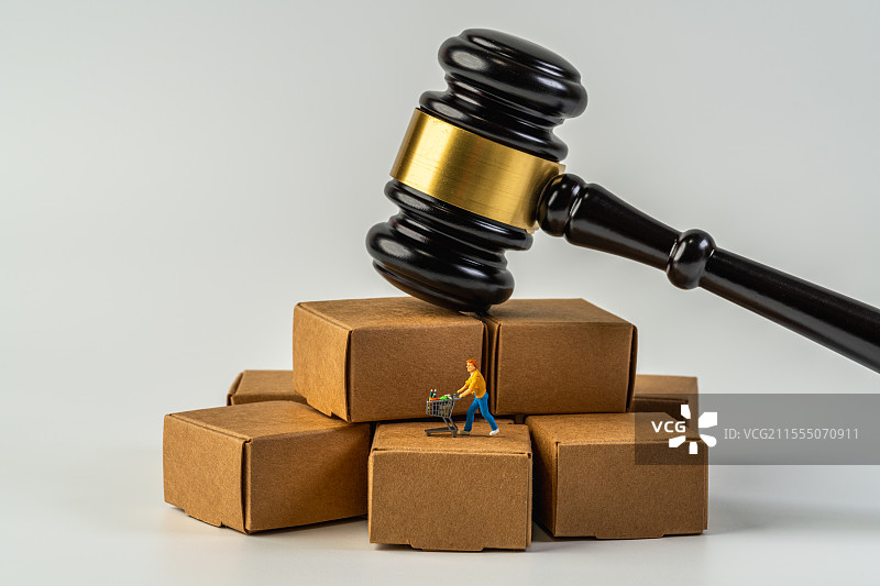 打击假冒伪劣商品 315打假 国际消费者权益日 创意微缩景观图片素材