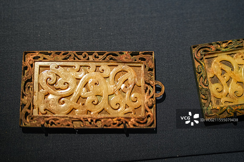 西汉 鎏金镶玉带头 玛瑙贝带 南京博物院图片素材