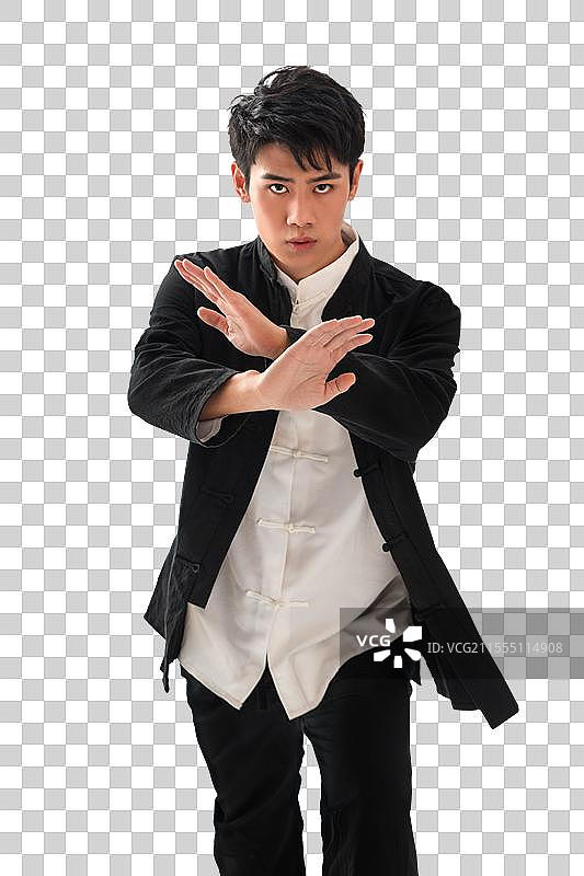 练武术的青年男人图片素材
