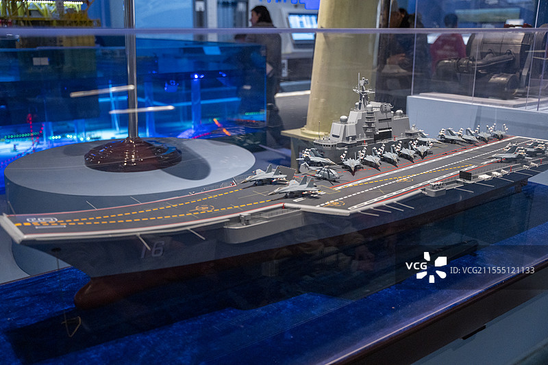辽宁舰模型图片素材
