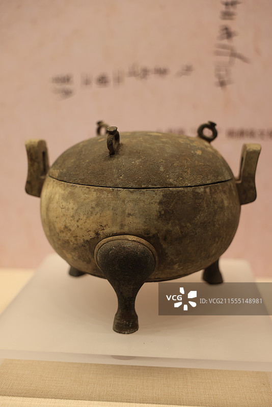 来自秦国工匠的寺工铭铜鼎 战国 皖西博物馆藏图片素材