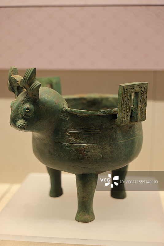 牺首铜尊 春秋 皖西博物馆藏图片素材