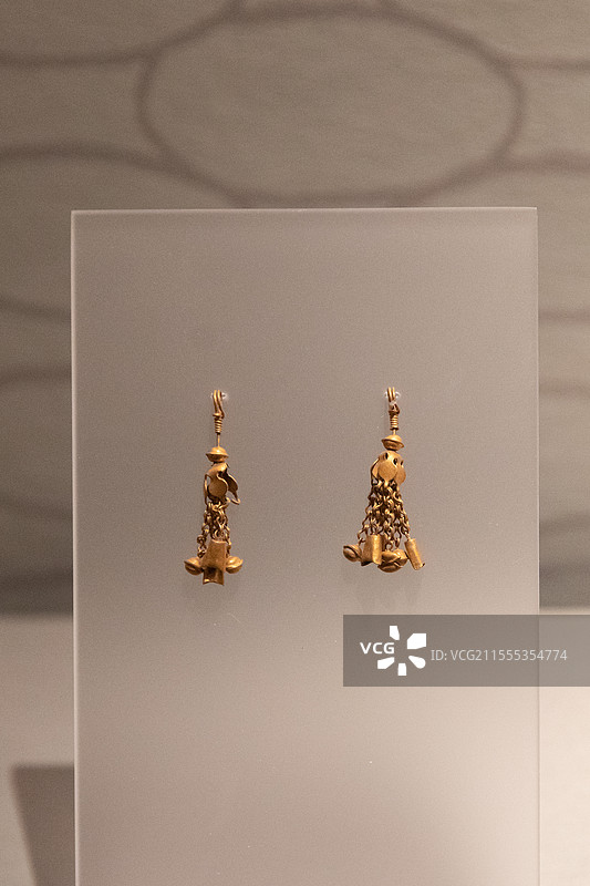 山西博物院藏北魏金耳饰图片素材