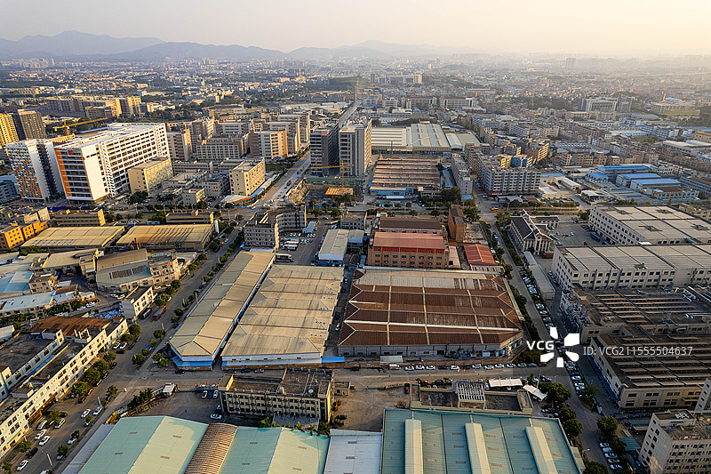 东莞，寮步镇，航拍城镇建筑风光图片素材