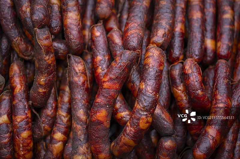 川味麻辣香肠特写图片素材