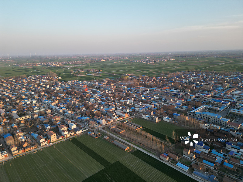 航拍初春的北方乡村图片素材