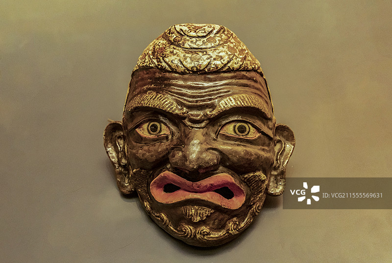 青海省博物馆“非物质文化遗产精品展”：褐色护法神面具（清，青海省博物馆藏）图片素材