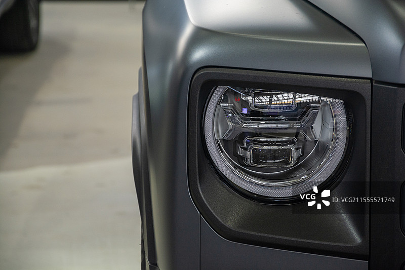 车展上的新能源汽车图片素材