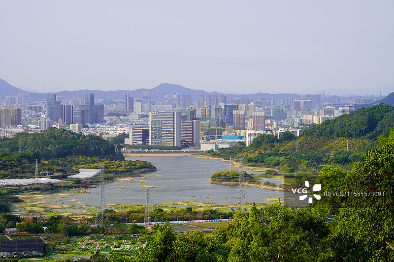 深圳宝安凤凰山凤岩古庙图片素材