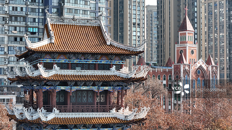 宜昌长江边镇江阁图片素材