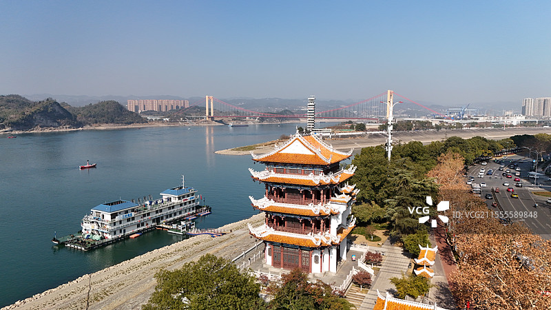 宜昌长江边镇江阁图片素材